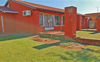 3 Bedroom House in Bakerton