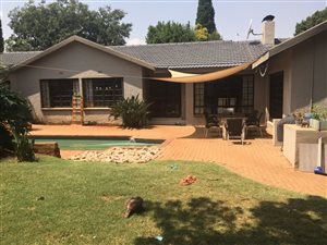 4 Bed House in Highway Gardens