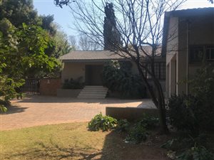 4 Bed House in Highway Gardens