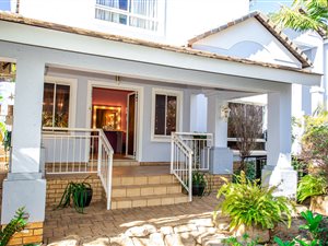 4 Bed House in Woodlands Estate