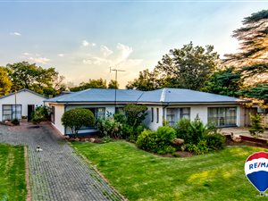 4 Bedroom House in Dunnottar