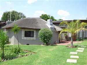 1.1 ha Farm in Benoni AH