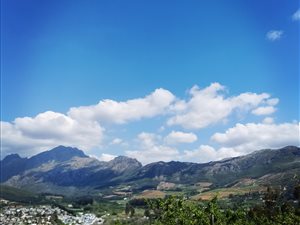 10.9 ha Farm in Banhoek