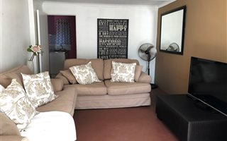 2 Bedroom Garden Cottage in Kildare