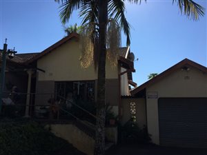 3 Bed House in Prestbury
