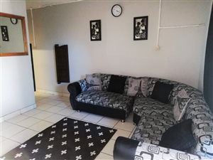 2 Bedroom House in Bonteheuwel