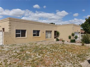 5 Bed House in Rouxville