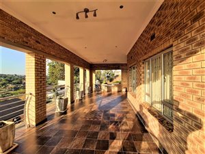 4 Bed House in Umhlatuzana
