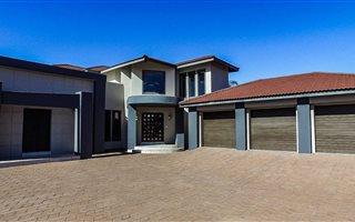 4 Bedroom House in New Park