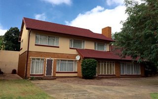 1.5 Bedroom Garden Cottage in Auckland Park
