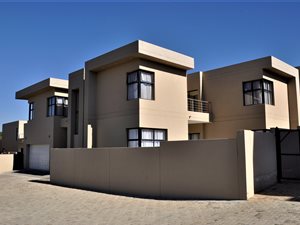 4 Bed House in North Riding AH