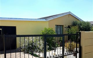 3 Bedroom House in Atlantis