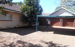 3 Bedroom House in Pollak Park