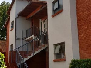 3 Bed Apartment in Glenvista