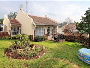 2 Bed House in Erasmuskloof