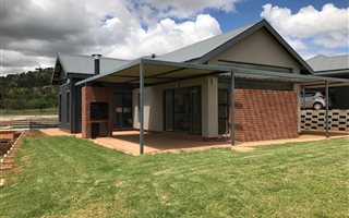 2 Bedroom House in Redstone Country Estate