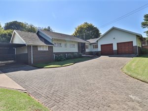 3 Bed House in Monument Park