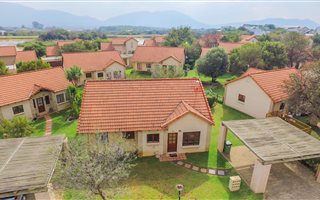3 Bedroom Townhouse in The Coves