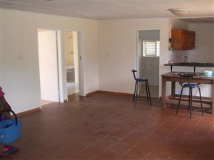 2 Bed Garden Cottage in Valhalla