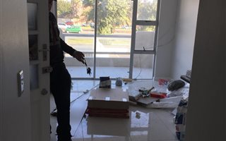 1 Bedroom Flat in Bloubergrant
