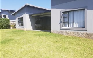 4 Bedroom House in Palm Lakes Estate