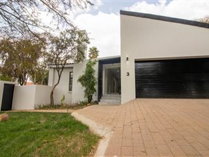 3 Bed House in Dainfern Golf Estate