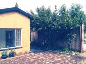 2 Bedroom Apartment in Doringkloof