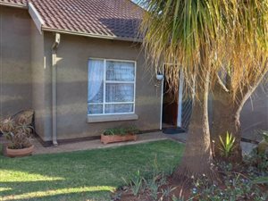 3 Bed Townhouse in Pomona
