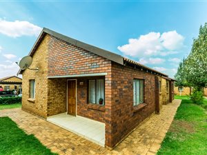3 Bed House in Protea Glen