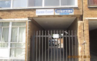 2 Bedroom Apartment in Vereeniging Central