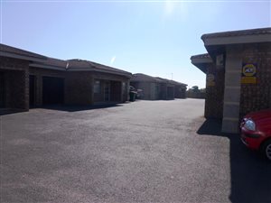 3 Bed Simplex in Richards Bay Central