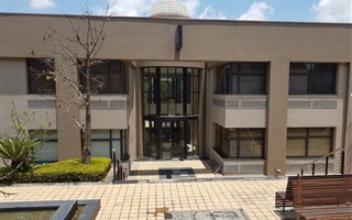 294 m² Commercial space in Sandhurst