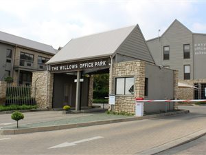 242 m² Commercial space in Halfway Gardens
