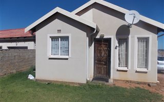 2 Bedroom House in Klarinet