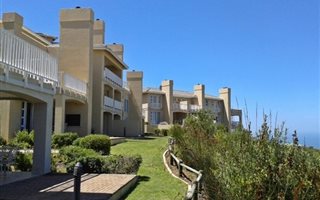 3 Bedroom Apartment in Pinnacle Point Golf Estate