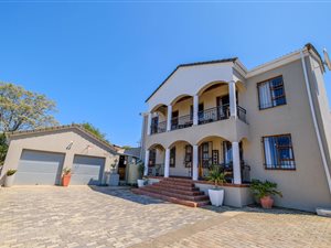 5 Bed House in Oatlands North
