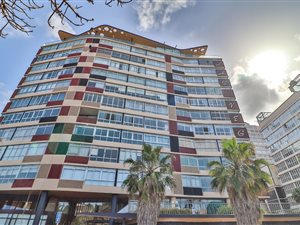 3 Bed Apartment in North Beach