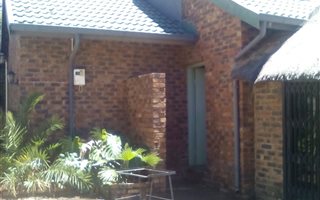 4 Bedroom House in Falcon Ridge