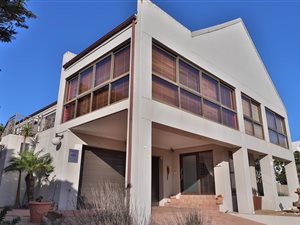 5 Bed House in Myburgh Park