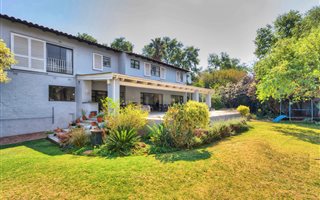 5 Bedroom House in Houghton Estate