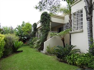 2 Bed Townhouse in Erasmuskloof