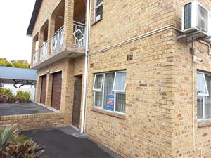 5 Bed House in Chatsworth Central