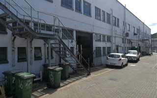 330 m² Commercial space in Jacobs