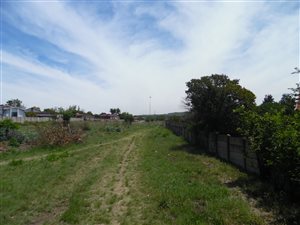 1000 m² Land available in Ncandu Park