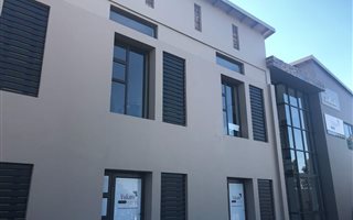 110 m² Commercial space in Florida Park