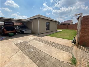 2 Bed House in Riverlea