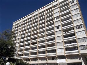 1 Bed Apartment in Parktown