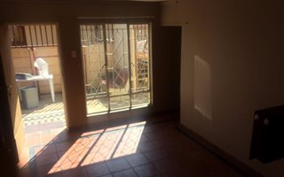 1 Bedroom Apartment in Booysens