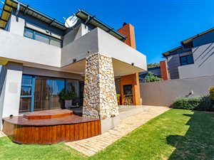 3 Bed House in Olympus AH