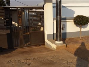 3 Bed House in Tshepisong